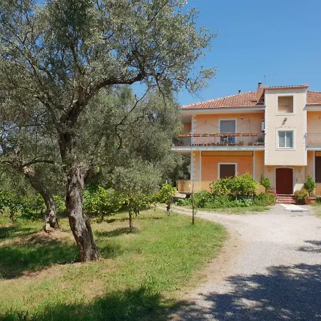 Bed & Breakfast L'oasi *