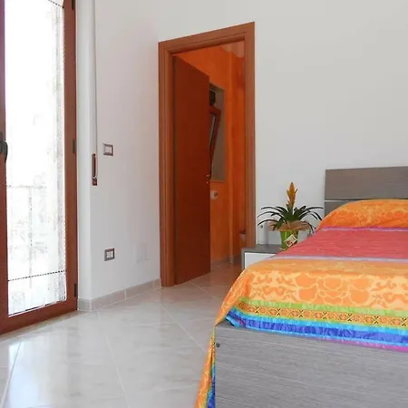 L'oasi فندق مبيت وإفطار