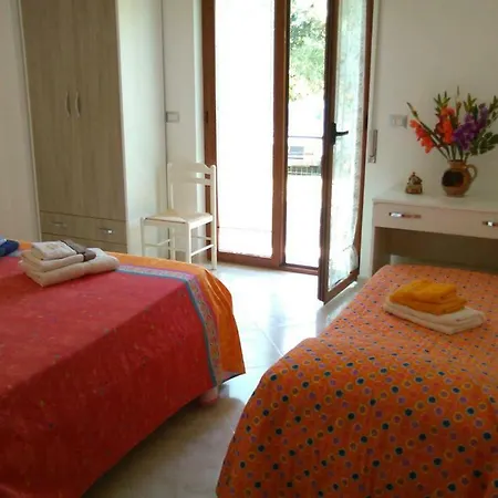 فندق مبيت وإفطار L'oasi Auletta